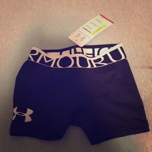 Under Armour shorty 3”